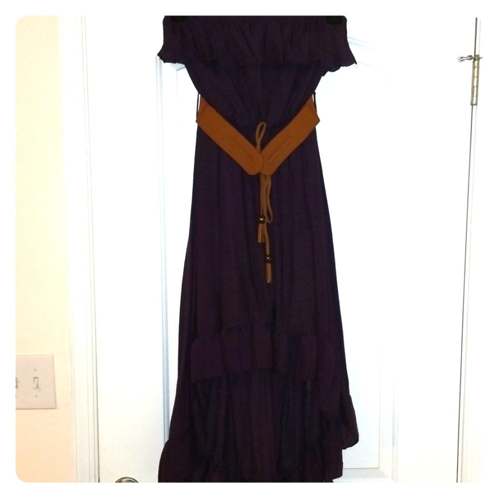 NWOT. Great summer strapless dress